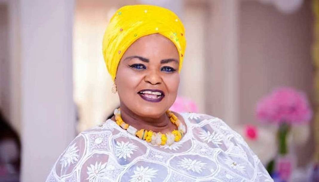 I can only boast of fame, no properties – Auntie Bee