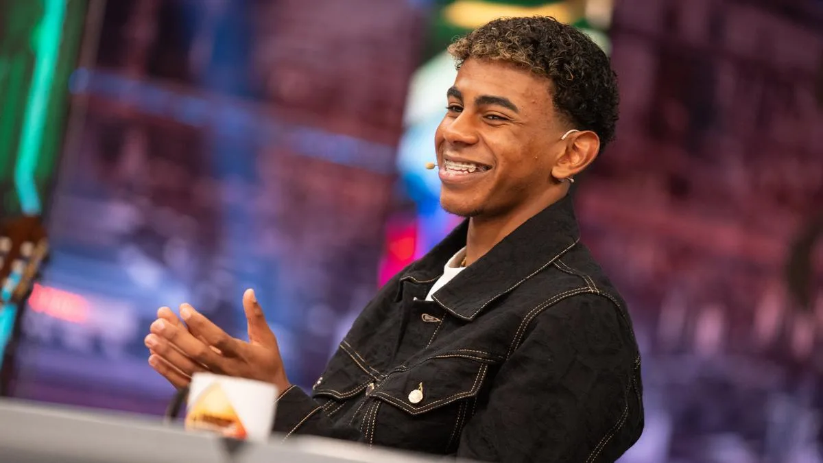 Revealed: The insane salary that 17-year-old Lamine Yamal is currently on at Barcelona