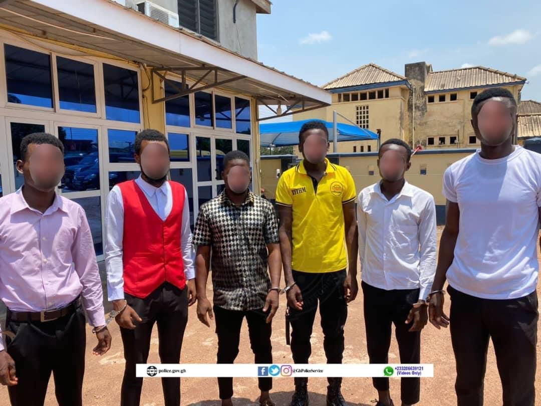 Police arrest 487 QNET Ponzi scheme members in Kumasi
