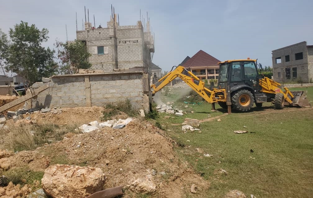 Gov’t demolishes structures at Weija Ramsar after Caitec defies order