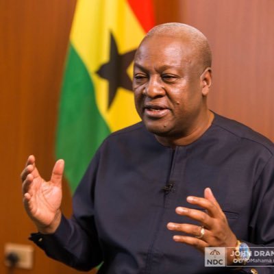 Mahama Directs MMDCEs To Declare Assets By 15th July