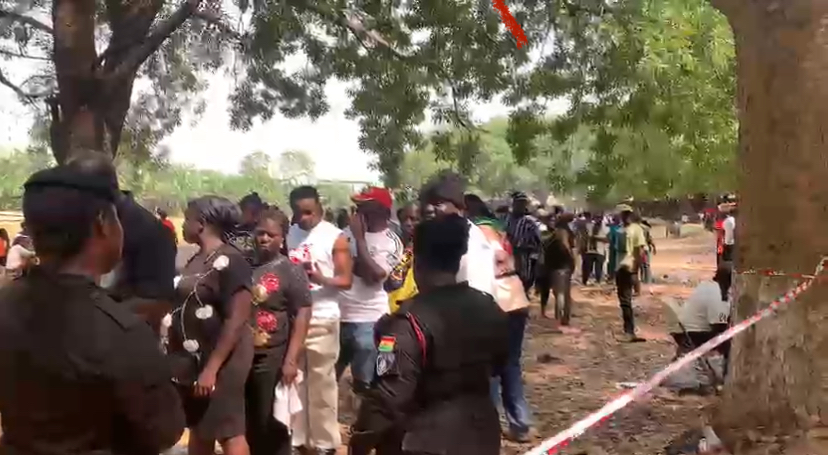 Long queues persist as voting ends at Anyaa